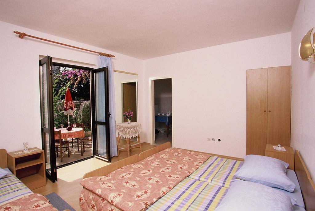Apartments Boljat スペタル 部屋 写真